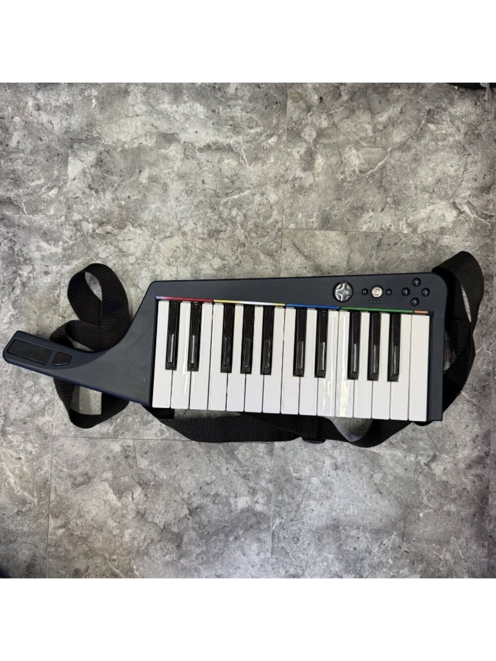 Wii RockBand 3 Mad Catz Harmonix Wireless Keyboard 96161 With Strap- No Dongle